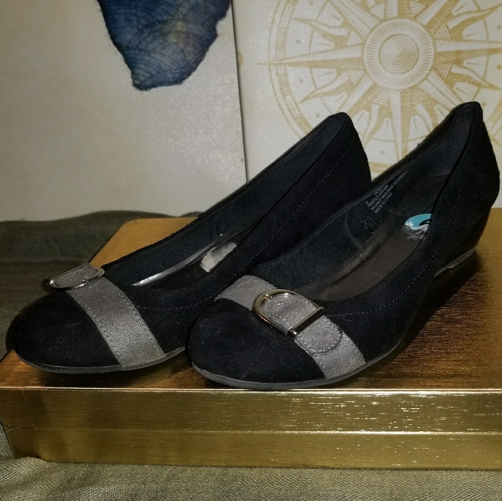 Seychelles Low Wedges